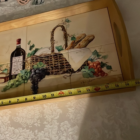 Kitchen serving tray with gorgeous wine mosaic - Picture 3 of 5